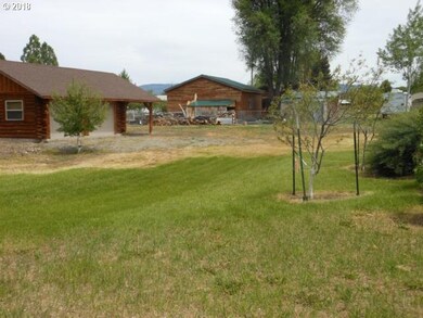 957 N McHaley St, Prairie City, OR 97869 - photo 3