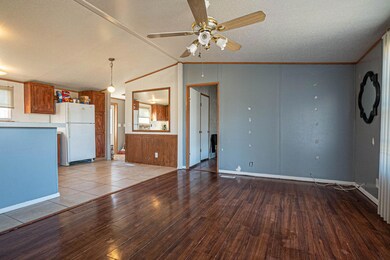 340 Valle Lindo Dr, Socorro, TX 79927 - photo 6