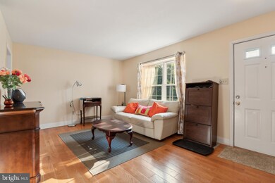 9 Walnut Ln, Clementon, NJ 08021 - photo 5