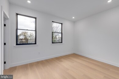 178 W Seymour St unit 3, Philadelphia, PA 19144 - photo 7