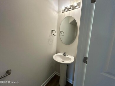 1405 Queens Rd, Kinston, NC 28501 - photo 7