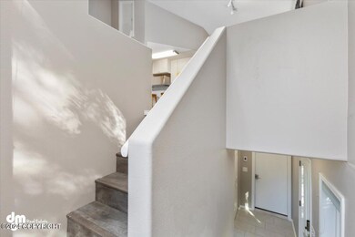 21-Stairway_IMG_4850_SSW