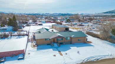 Large home and lot in Enterprise