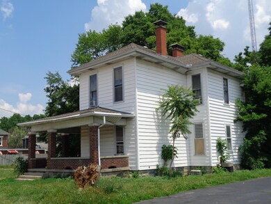 122-124 N. Shaffer St.