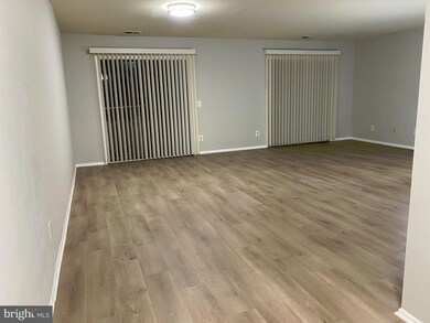 6909 Jones View Dr, Baltimore, MD 21209 - photo 4