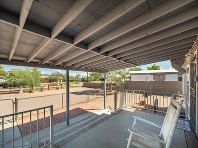 Front Porch-view to str