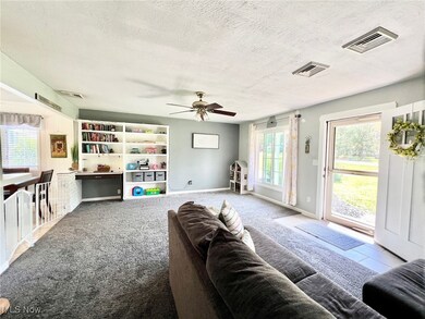 516 Robinhood Dr, Aurora, OH 44202 - photo 7