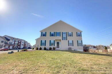 5482 Spring Ridge Dr W, Macungie, PA 18062 - photo 2