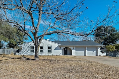 508 Mockingbird Ln, Weatherford, TX 76086 - photo 2