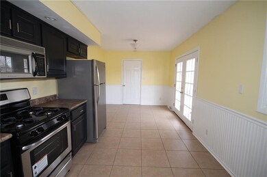 3425 Virginia St, Columbus, IN 47203 - photo 7