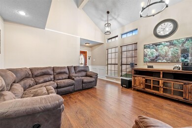 1816 Realistic Ct, Bedford, TX 76021 - photo 7