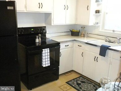 382 Stonewall St, Strasburg, VA 22657 - photo 7