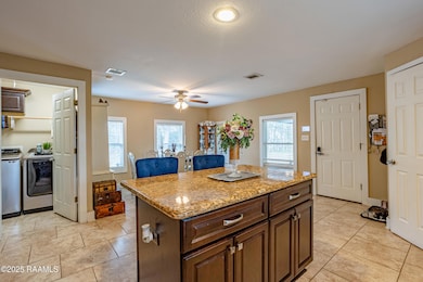 2814 W Willow St, Scott, LA 70583 - photo 5