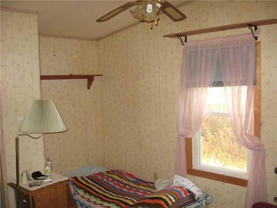 Bedroom. Second bedroom.