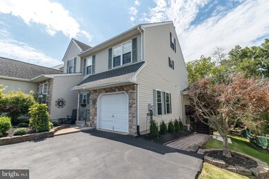 54 Country Rd, Perkasie, PA 18944 - photo 2