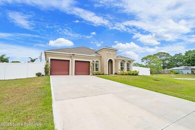 1-web-or-mls-539-balcom-terrace-se