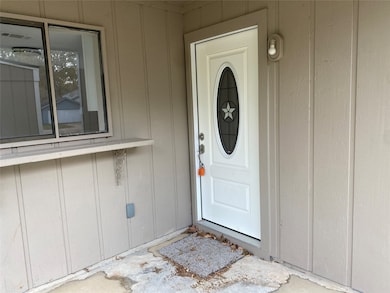 26620 Orchid Ct, Huntsville, TX 77340 - photo 2