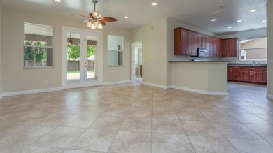 4380 Everglades St-14