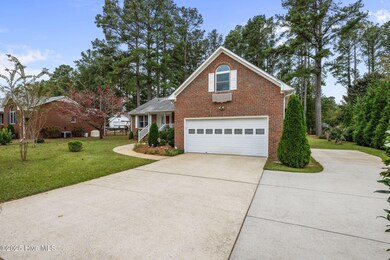 315 N Carolina Dr, New Bern, NC 28562 - photo 2