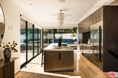 8650 Franklin Ave, Los Angeles, CA 90069 - photo 7