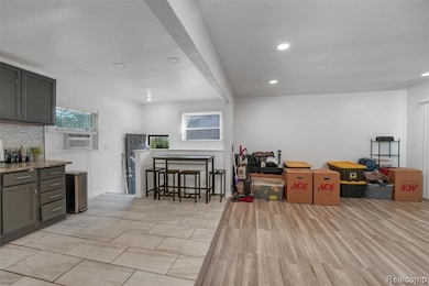 21326 Ithaca Ave, Ferndale, MI 48220 - photo 7