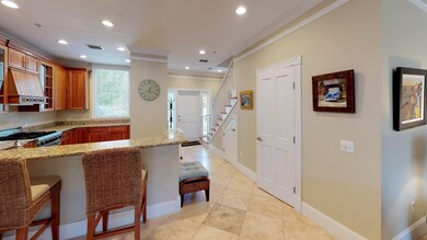 811-Washington-102-Kitchen