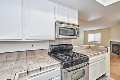 2487 Moon Dust Dr unit G, Chino Hills, CA 91709 - photo 2