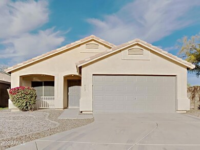 462 N Opal, Mesa, AZ 85207 - photo 2