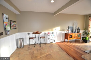 1183 Fetterbush Cir, Sykesville, MD 21784 - photo 6