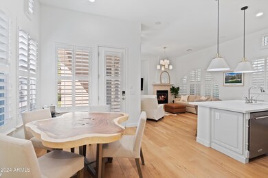 05-Dining Room