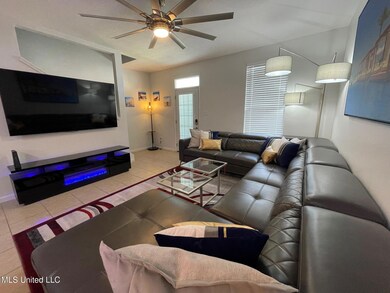 thumbnail_Living Room