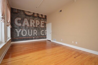 Front Bedroom (2)