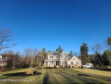 207 Hampshire Dr, Jefferson Township, PA 18436 - photo 7