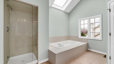 2612 Bangert Ct, Naperville, IL 60564 - photo 6