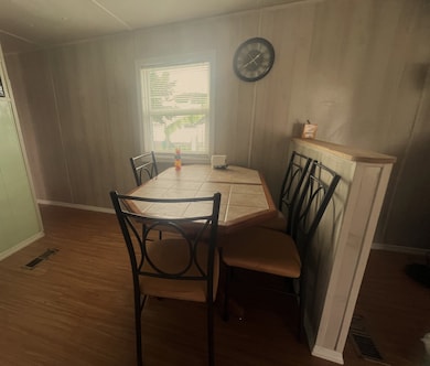 343 Baldwin Ave, Lakeland, FL 33815 - photo 4