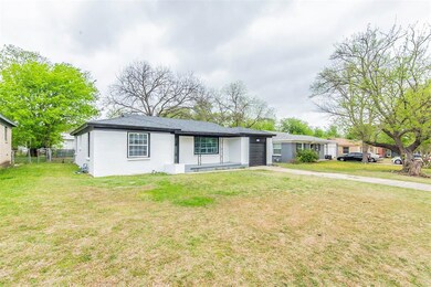 816 June Dr, Fort Worth, TX 76108 - photo 2