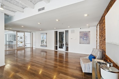 120 Main St unit 205, Newport, KY 41071 - photo 2