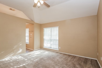 4031 Rocky Ledge Dr, Balch Springs, TX 75180 - photo 5