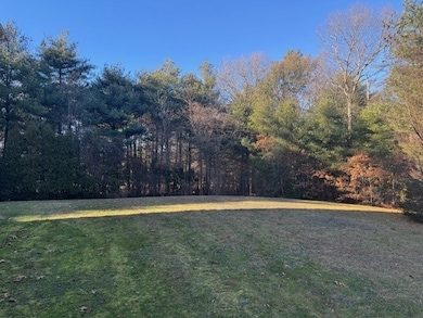 22 Freemens Cir, Assonet, MA 02702 - photo 6