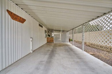 Carport[8089] coralbell