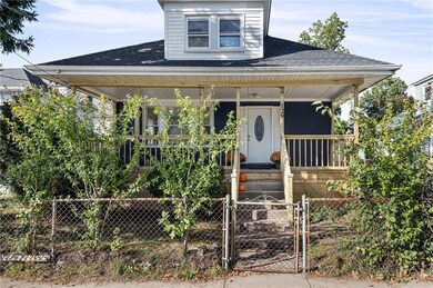 129 Sackett St, Providence, RI 02907 - photo 2