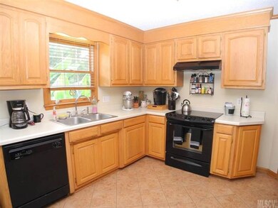 2084 Oklahoma Ct, Lincolnton, NC 28092 - photo 3