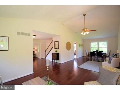 553 White Swan Way, Langhorne, PA 19047 - photo 7