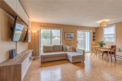 6 Howe St unit 1, Bristol, RI 02809 - photo 5