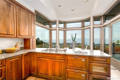 1235 Viewland Way, Edmonds, WA 98020 - photo 3