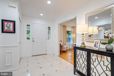 908 Lynton Place, McLean, VA 22102 - photo 5