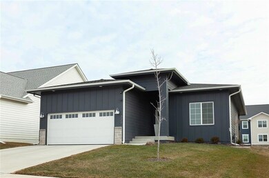 320 S 91st St, West Des Moines, IA 50266 - photo 2