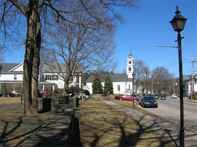 61 Eliot St unit 2, Natick, MA 01760 - photo 4