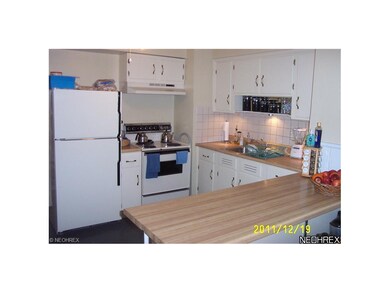Appliances are all available.