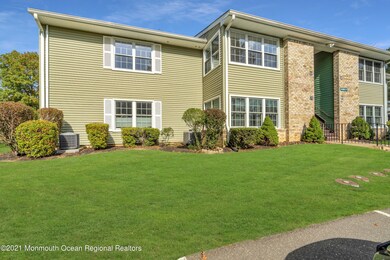 60 Quince Ct unit 263, Red Bank, NJ 07701 - photo 2